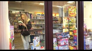 الكلبة يعشق المص الكثير